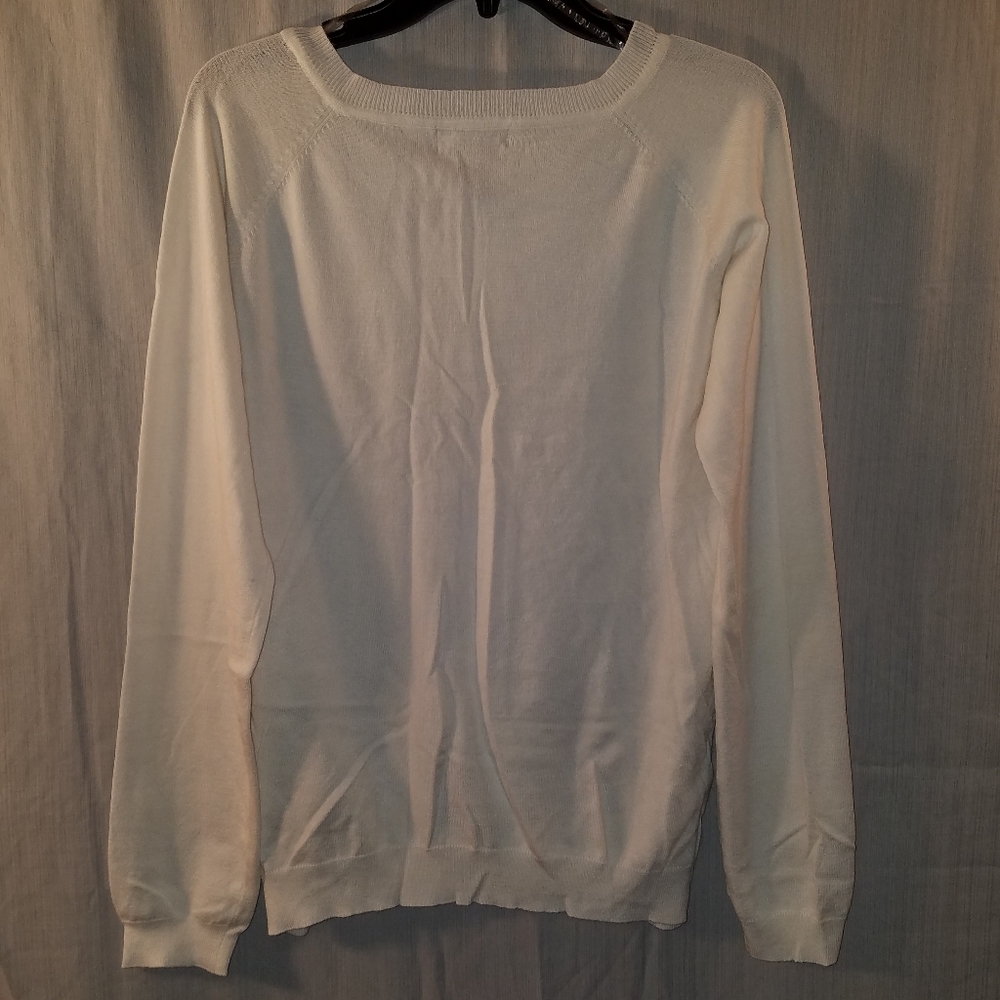 Women's Sweater - Picture 4 of 5